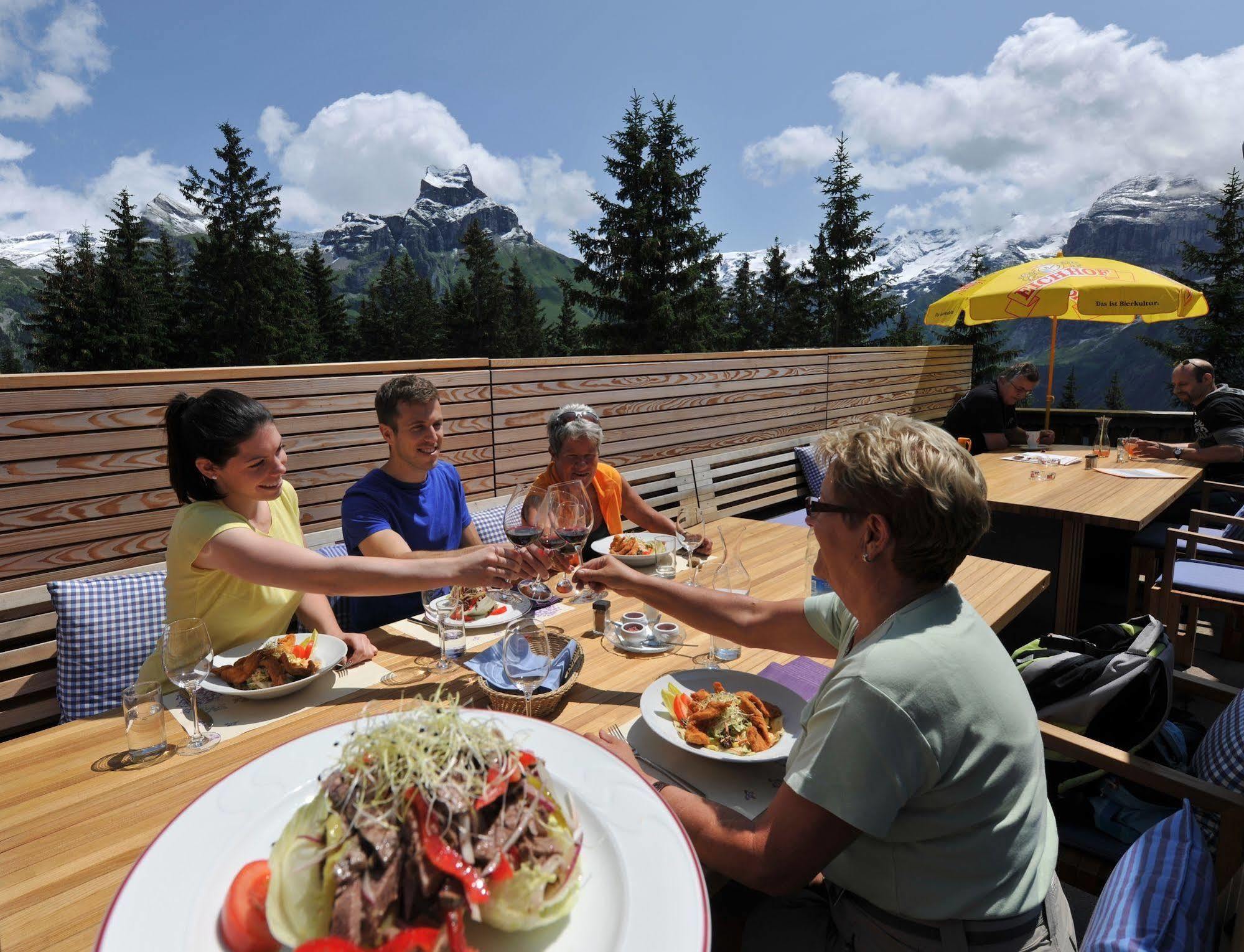 Berglodge Restaurant Ristis Engelberg Eksteriør bilde